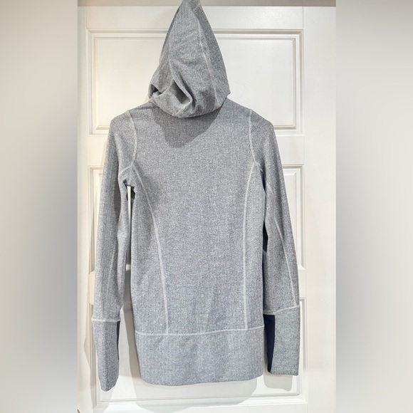 lululemon athletica Heathered Gray Ski Jacket - Picture 4 of 10